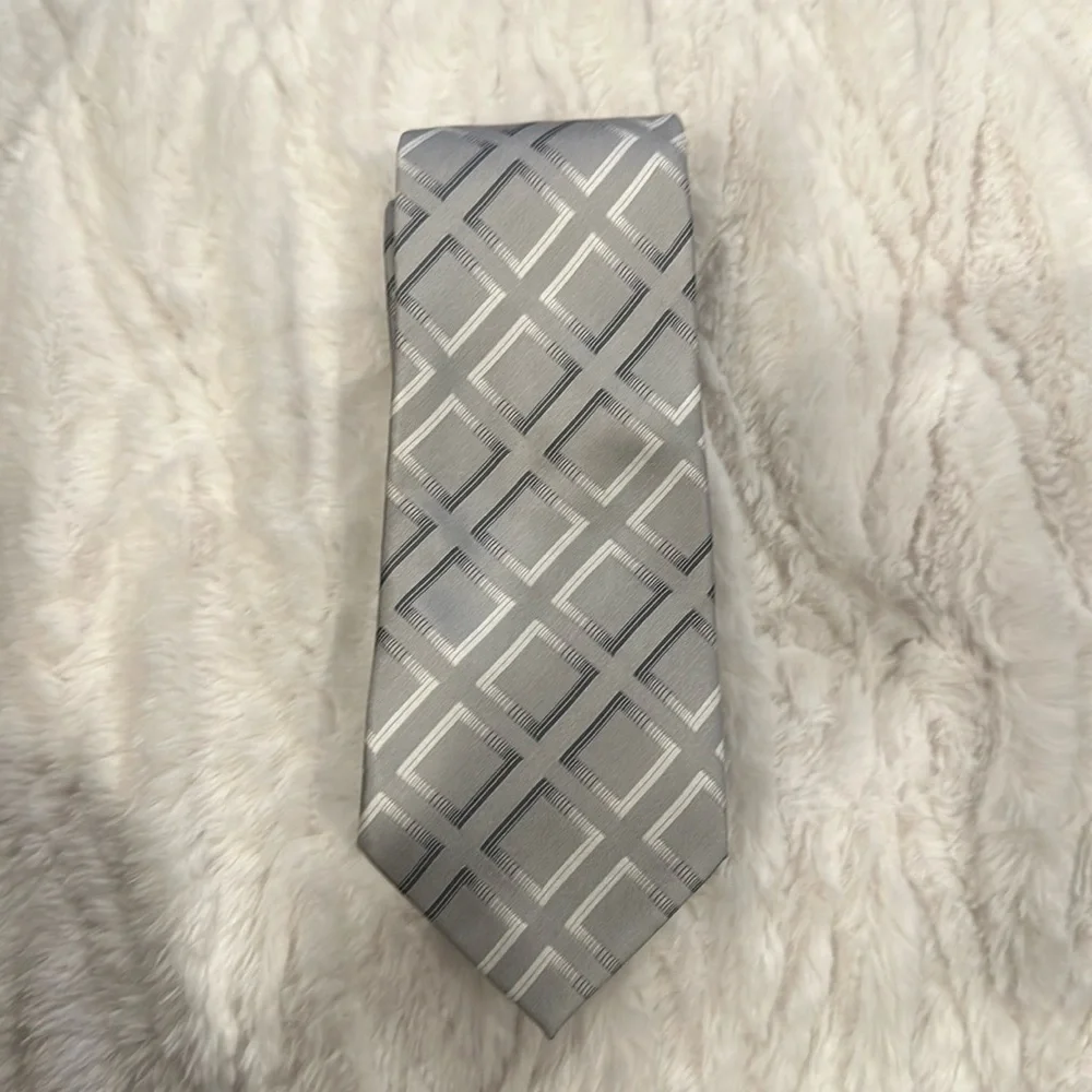$3.00 - 15 TIES Stafford , Croft & Barrow ,apt9 , J,Ferrar ,Jones NY ect.
